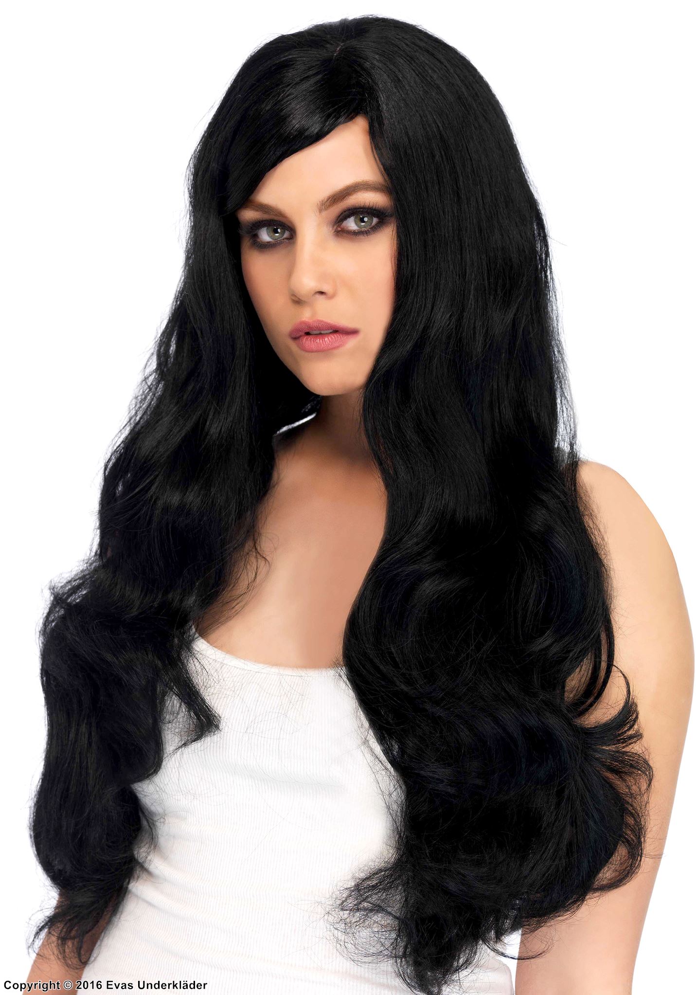 Long wig, waves, side part
